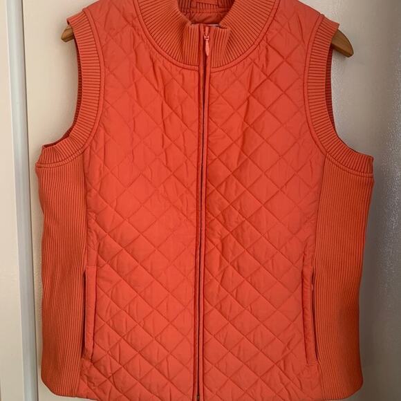 PENDLETON Women's Quilted Ribbed Salmon Full Zip Outer Vest / Size: Large - Picture 3 of 7